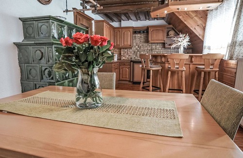 Oeblarn Villa | Nice apartment in villa for 4 guests with WIFI, TV and balcony