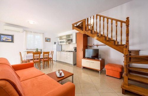 Basanija Apartment | Nice apartment in Basanija with WiFi