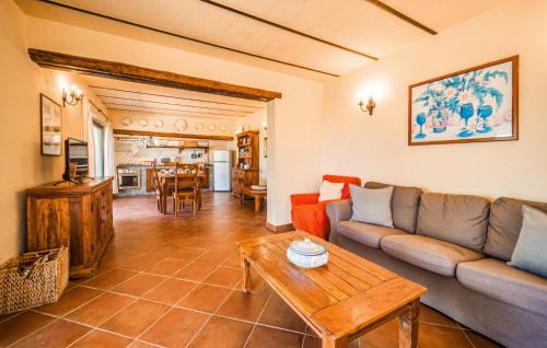 Collesano Apartment | Nice Apartment In Collesano Pa