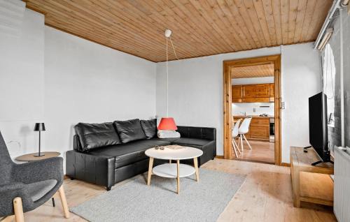 Rendbjerg Apartment | Nice Apartment In Egernsund With Wifi