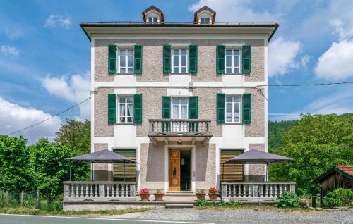 Loco Apartment | Nice Apartment In Loco Di Rovegno
