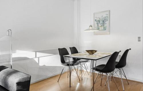Dueodde Apartment | Nice Apartment In Nexø With Wifi