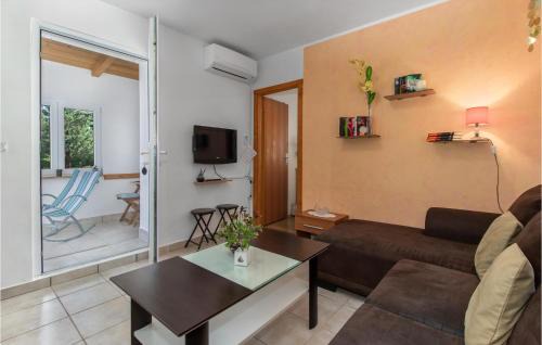 Kraljevica Apartment | Nice Apartment In Smrika With Kitchen