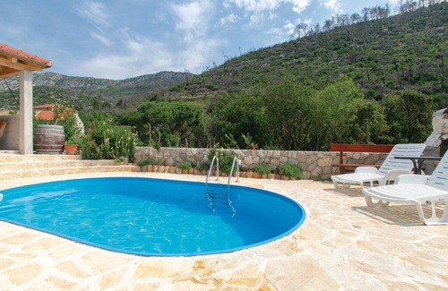 Trstenik Apartment | Nice apartment in Trstenik with WiFi