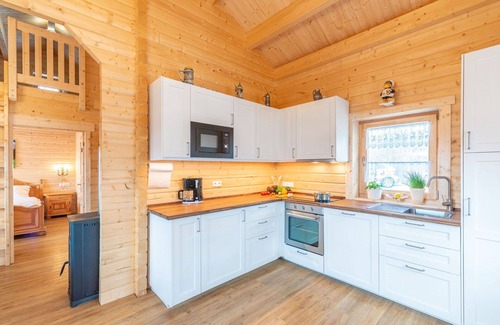 Eppenschlag House | Nice apartment in villa for 4 people with WIFI, pool, TV and patio