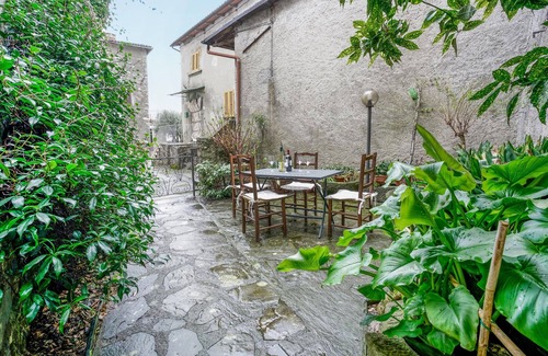Gallicano Apartment | Nice apartment in Verni with WiFi