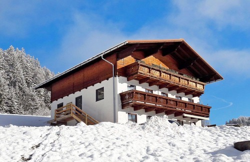 Radstadt Villa | Nice apartment in villa for 4 guests with WIFI, patio, pets allowed and panoramic view