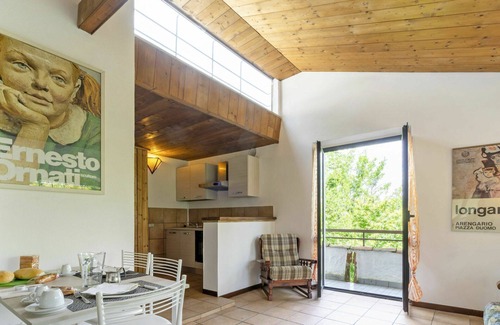 Arolo House | Nice apartment in villa for 6 guests with TV, terrace, pets allowed and parking