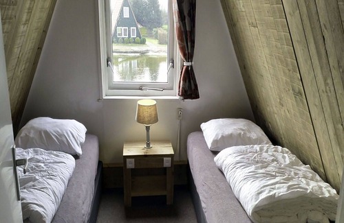 Bant House | Nice apartment in villa for 6 guests with WIFI, TV, pets allowed and parking