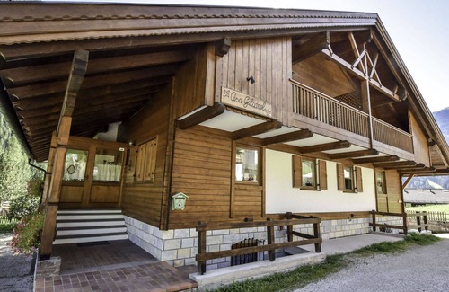 Penia House | Nice apartment in villa for 3 people with WIFI, TV, pets allowed and parking