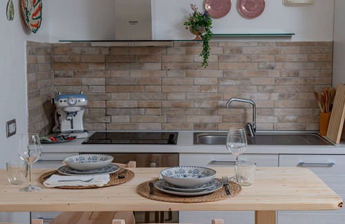 Eden Beach Villa | Nice apartment in villa for 3 people with A/C, pool, WIFI, TV, patio and parking
