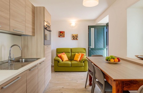 Novate Mezzola Apartment | Nice apartment for 5 people with WIFI, TV, terrace and parking
