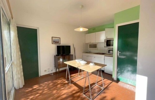 Port Leucate Apartment | Nice apartment quiet residence with terrace and private parking 4ZOD1-L4