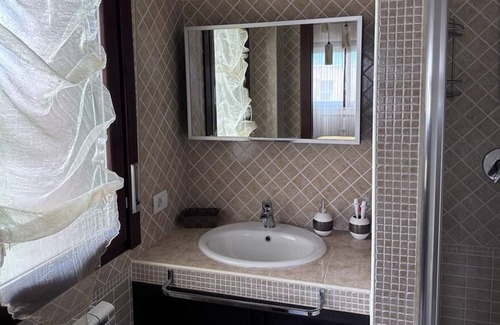 Sermoneta Apartment | Nice aprtment up to 4 guests just 35 min from Rome. 20 min from sea