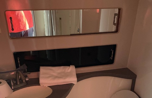 Key Largo Boat Rental | Nice boat on the water in key largo