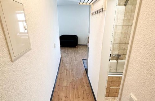 Rhein-Erft-Kreis District Apartment | Nice City-Center Apartment for 1-2p