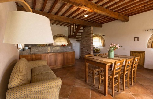 Pomarance Apartment | Nice cottage, private terrace with pool view,quiet location,shared heated pool