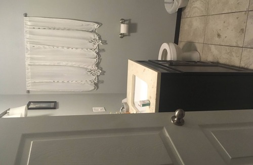 Dolton House | Nice cozy home to experience on your vacation