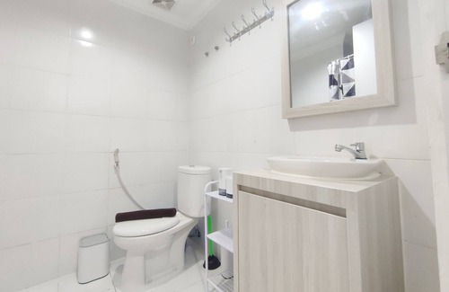 Jatingaleh Apartment | Nice Cozy Studio At Paltrow City Apartment