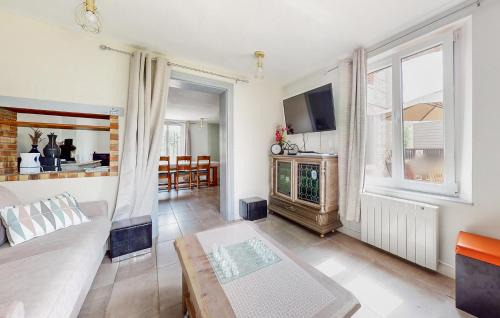 Saint-Vaast-d'Equiqueville House | Nice Home In Saint-Vaast-D'equiqueville