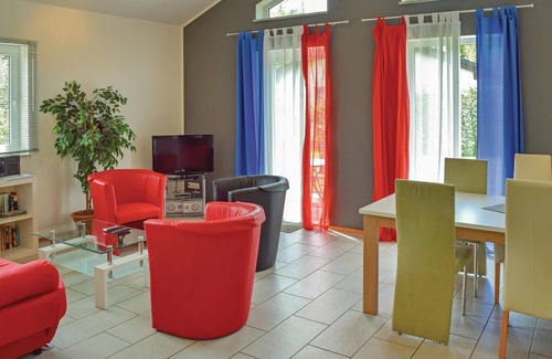 Ferienhausgebiet Hillenseifen House | Nice home in Gerolstein/Hinterhausen