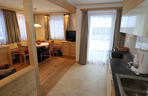 Selva di Val Gardena Apartment | Nice holiday house Vicky on the sunny side of the Dolomites