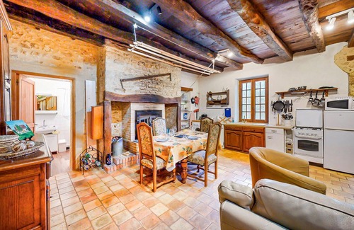 Sainte-Alvere House | Nice home in Val de Louyre et Caude