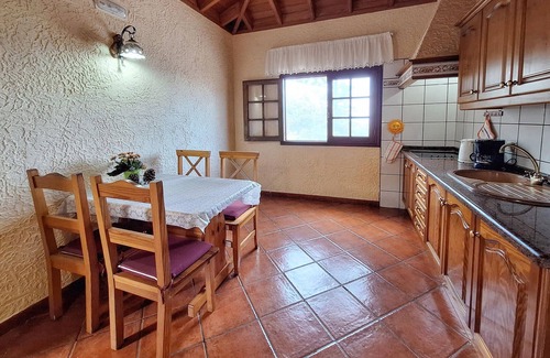 Buenavista del Norte House | Nice home in Buenavista del Norte