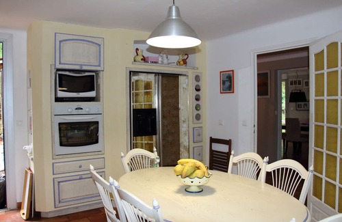 Bagnols-sur-Ceze House | Nice home for the holidays, between Avignon and Uzes
