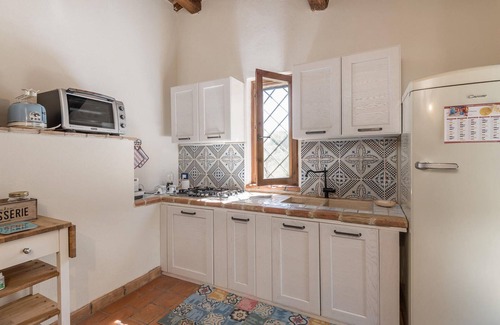 Lugnano in Teverina House | Nice home in Lugnano in Teverina