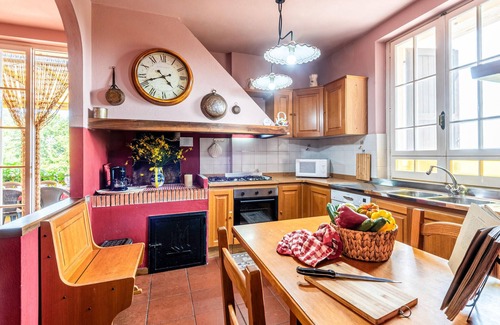 Monte San Savino House | Nice home in Monte San Savino AR