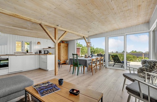 Norddjurs Municipality House | Nice home in Allingåbro with house sea view