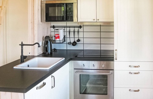Asserballeskov House | Nice home in Augustenborg with WiFi