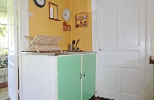 Storlinge House | Nice home in Borgholm with kitchen