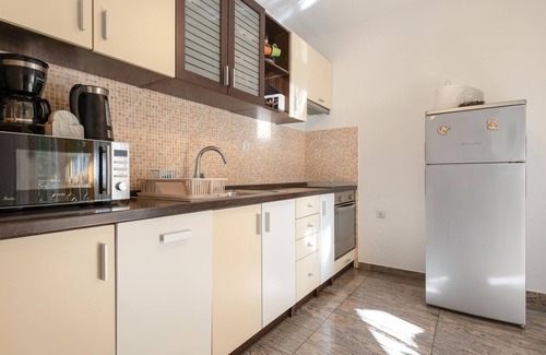 Brestovac House | Nice home in Brestovac with sauna