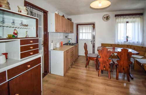 Skrad House | Nice home in Brod na Kupi