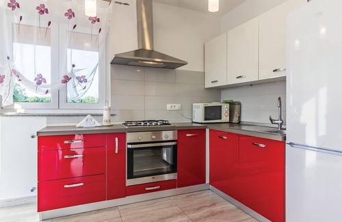 Butkovici House | Nice home in Butkovici with WiFi