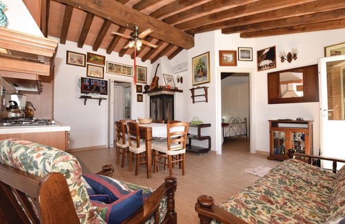 Caldana House | Nice home in Caldana -GR-