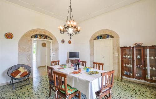 Cava dʼAliga House | Nice Home In Cava D'aliga With Wifi