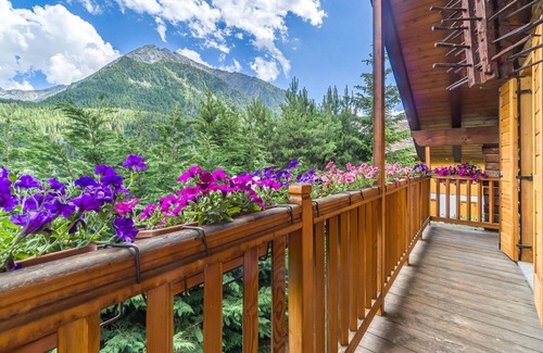 Magneaz-Palouettaz House | Nice home in Champoluc (AO) with sauna