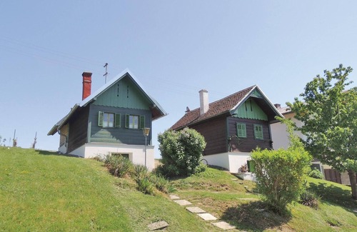 Deutsch Schuetzen-Eisenberg House | Nice home in Deutsch Schützen