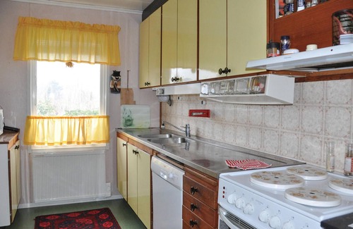 Dals Langed House | Nice home in Dals Långed with kitchen