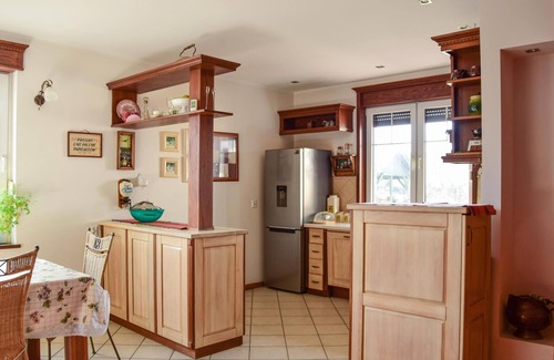Darlowo House | Nice home in Darlowo with WiFi