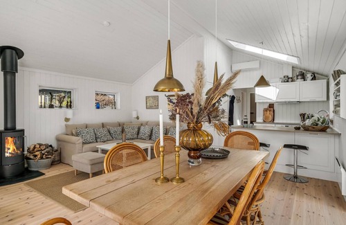 Dronningmolle House | Nice home in Dronningmølle with WiFi