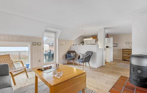 Rindby Strand House | Nice Home In Fanø With Wifi