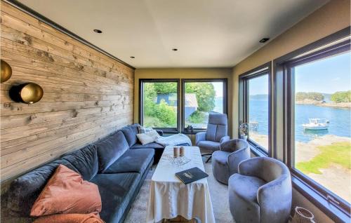 Fitjar House | Nice Home In Fitjar With House Sea View