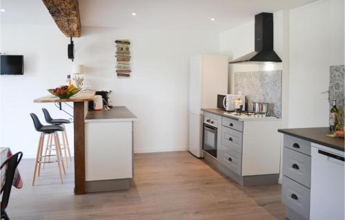 Razac-de-Saussignac House | Nice Home In Razac-De-Saussignac