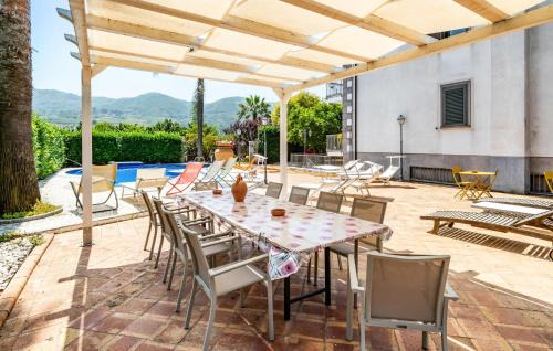 Giffoni sei Casali House | Nice Home In Giffoni Sei Casali