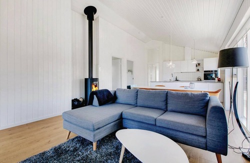 Fjellerup House | Nice home in Glesborg with sauna