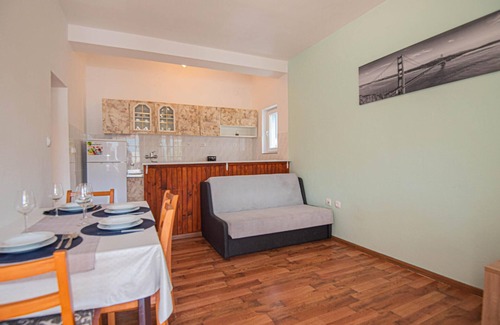 Grebastica House | Nice home in Grebastica